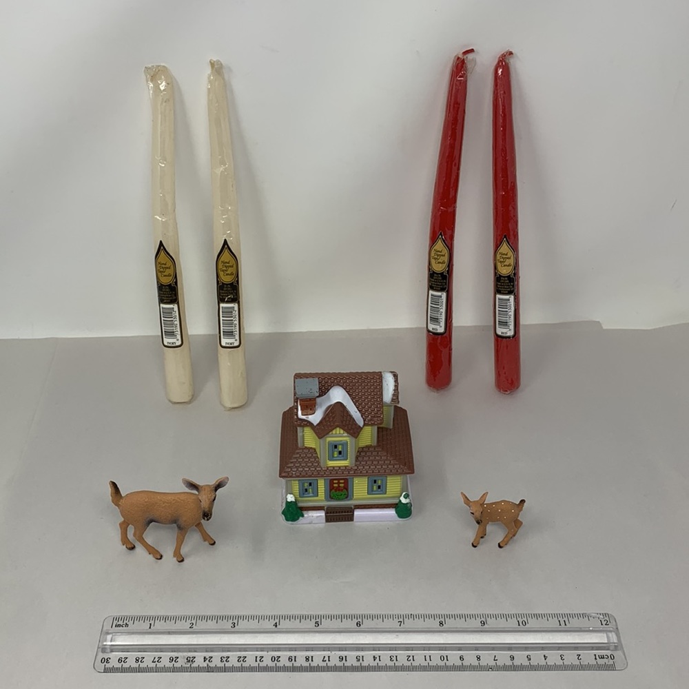 7 piece mixed Christmas decor lot - candles, deer, 2-story house w snow used/new - Picture 3 of 17